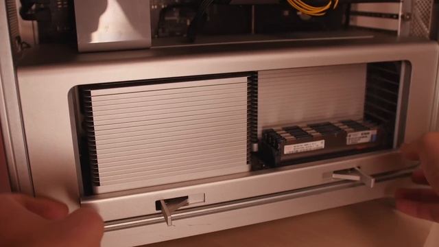 КИБЕРПАНК НА MAC PRO 2010