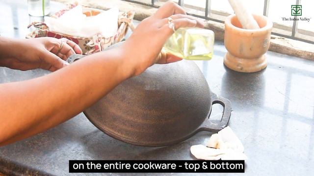 How to Season Your Cast Iron / Iron Cookware?| Easy Guide On Seasoning your Cast Iron/Iron Cookware смотреть онлайн