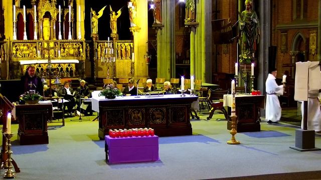 H Lambertuskerk Veghel, 2 november 2023, Allerzielen H.Mis aanvang 18.45u смотреть онлайн