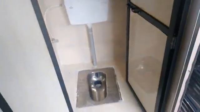 Portable Trolley Toilet in ACP size 10'x13'x8.5' (6 seater) смотреть онлайн