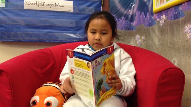 Ella Rose Reads to the Class смотреть онлайн