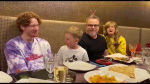 Владимир Пресняков старший собрал всю большую семью за праздничным столом в честь своего дня рожден