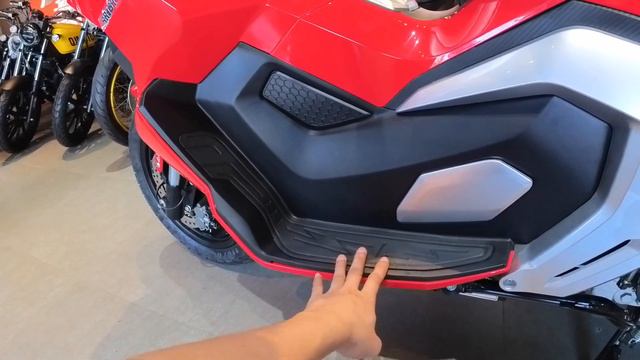 BRISTOL ADX 160 Glossy Red Ang Lupit nito may Screen Mirroring, may USB Charging Port at Naka ABS смотреть онлайн