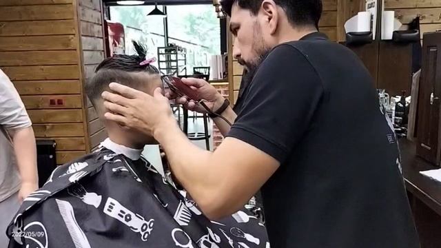 Мужская стрижка с фейдом смотреть онлайн