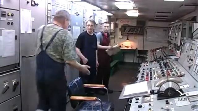 В море с новой командой смотреть онлайн