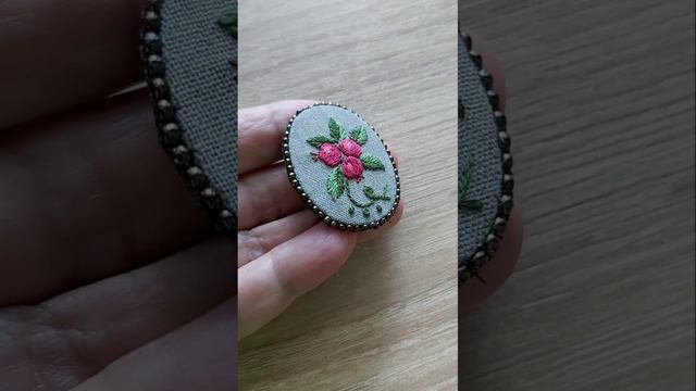 Три броши "Грибы и ягоды", вышивка гладью смотреть онлайн