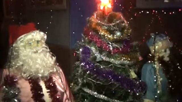 Лучшее новогоднее подворье смотреть онлайн