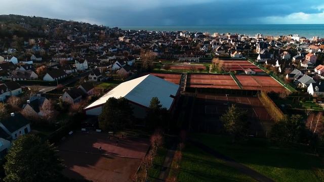 Villers-sur-Mer смотреть онлайн