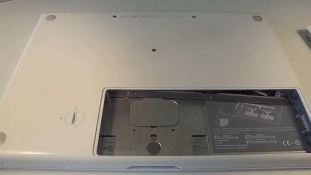 How to replace the hard drive on a A1181 macbook смотреть онлайн
