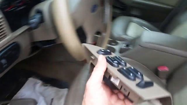 Ford Explorer 2002- 2005 Driver Side Door Panel Removal...Fast and E-A-S-Y смотреть онлайн
