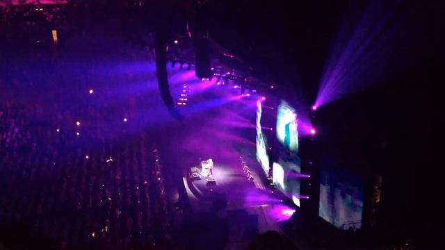 Thinking out loud Ed Sheeran live at Excel Energy Center 9/15/15 смотреть онлайн