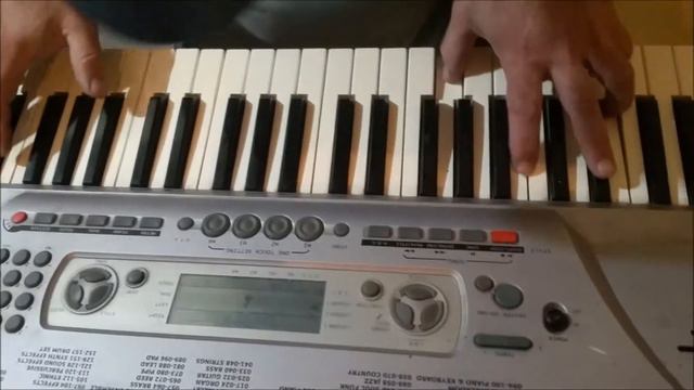 Boris Swissa plays Grand Portable by Medeli смотреть онлайн