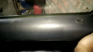 Как снять карту ( обшивку ) , динамик и стекло с пассажирской двери Шкода Октавия тур ( А4 ) .