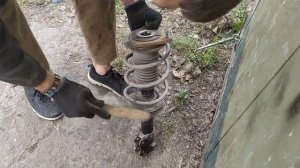 Подробная замена передних амортизаторов на Hyundai i30/Kia Ceed с 2012 г. и впечатления.