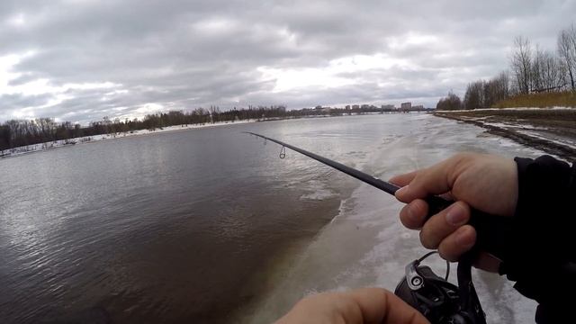 Карась с обрубком вместо хвоста. Знакомство с Zetrix Tezza TZS 602XUL. смотреть онлайн