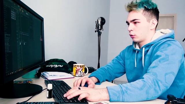 Создал ЛУЧШИЙ бит ВСЕХ времен! | Обучение с нуля смотреть онлайн