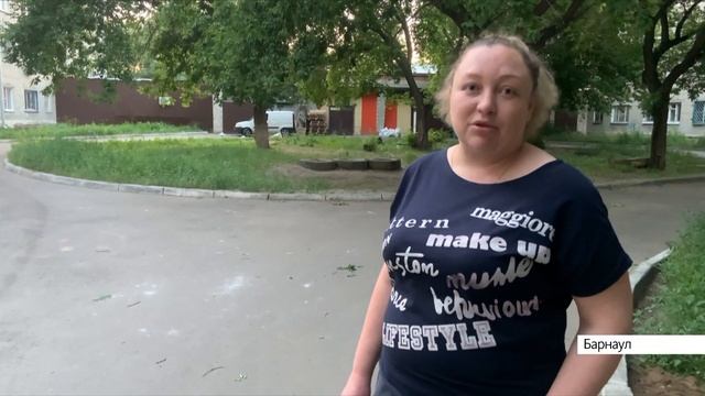 Соседи рассказали шокирующие подробности о жительнице Барнаула, которая сожгла тело своего ребёнка смотреть онлайн