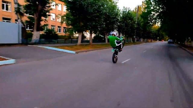 даю газу по району #motorbike #motoland #дпс #погоня смотреть онлайн