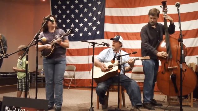 "I'm Blue, I'm Lonesome" ~ Maybe, Maybe Not @ Red White & BluegrassJam ... May 5, 2015 смотреть онлайн