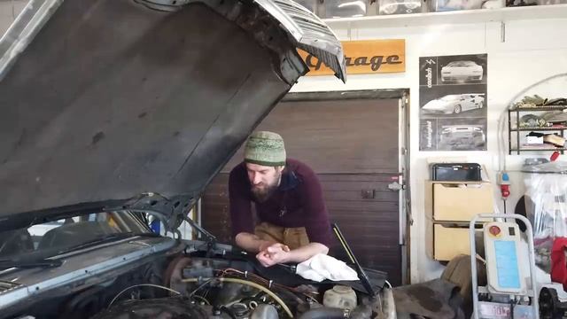 Calling the Diesel gods... is it dead? смотреть онлайн