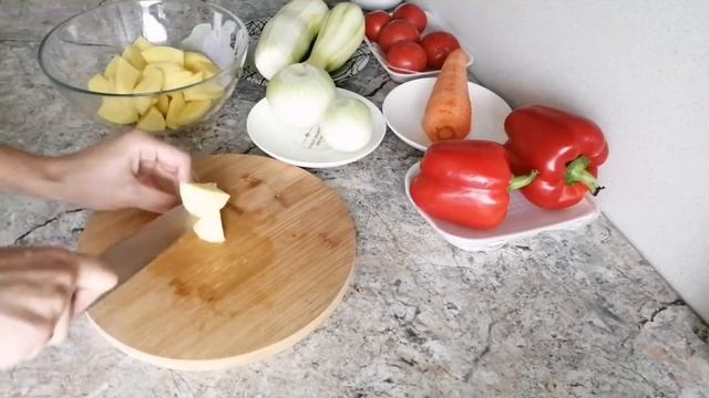 Легкий и вкусный рецепт. Хашлама из курицы в мультиварке! смотреть онлайн