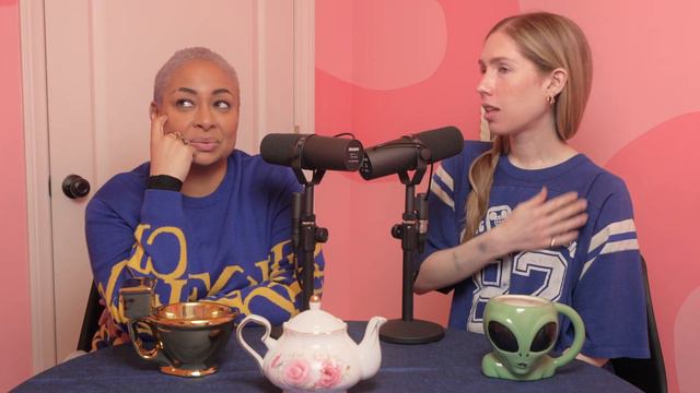 NIGHTMARE Job Interview | Tea Time w/ Raven-Symoné & Miranda смотреть онлайн