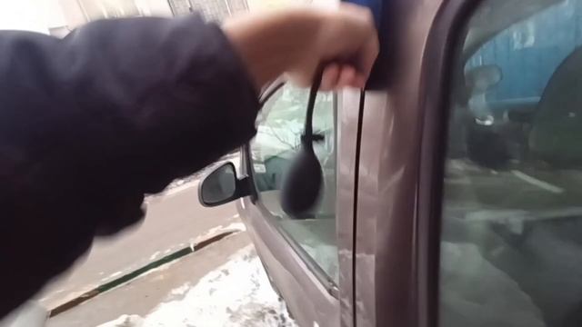 Как открыть машину если нет ключей / не срабатывает центральный замок / сигнализация? Самый простой смотреть онлайн