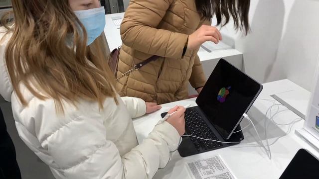 ПОДАРИЛИ ДОЧКЕ iPad Pro 2021 на M1 12,9 + Apple Pencil 2 + ЧЕХОЛ смотреть онлайн