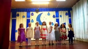 Песня “Елочка, елка, колкая иголка”