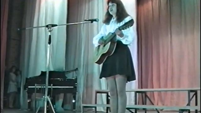 Певица и гитаристка из 90-х!!! Просто КРАСИВАЯ и СМЕЛАЯ ДЕВУШКА!!! смотреть онлайн