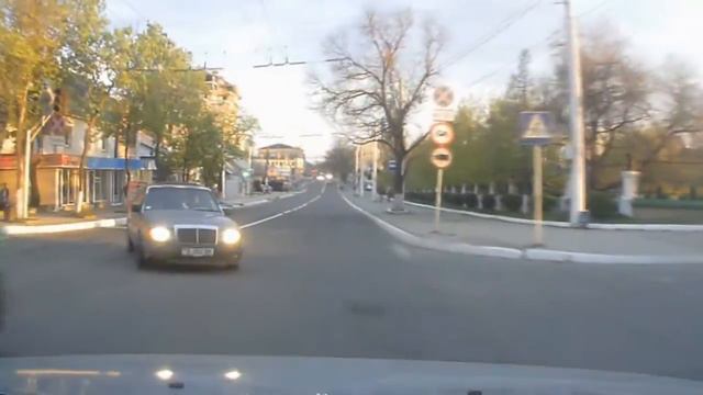 Поворот направо запрещен. смотреть онлайн