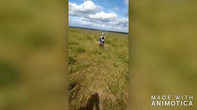 ПОКАТУШКИ В ПОЛЕ НА YCF START S / АВТО-МОТО НАСТЯ смотреть онлайн
