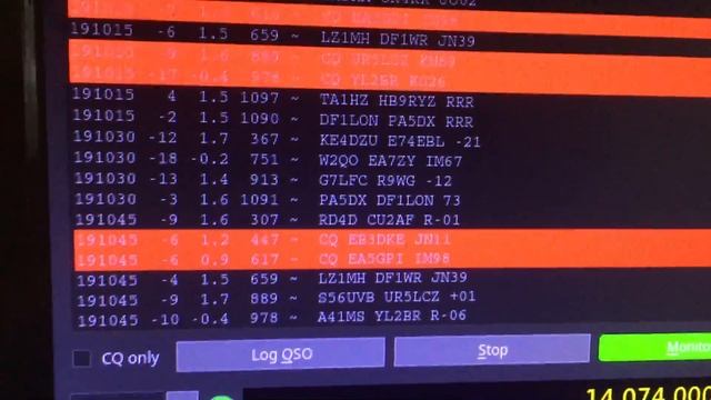 GQRX, WSJT-X and GRIDTRACKER on 40m смотреть онлайн