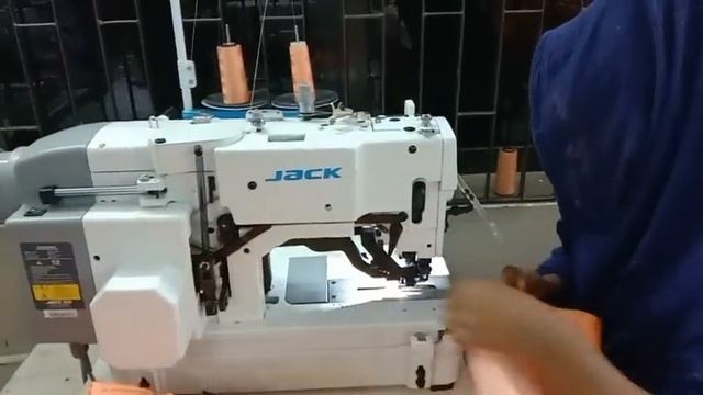 Jack BUTTON HOLE MACHINE JK-T781E-Q смотреть онлайн