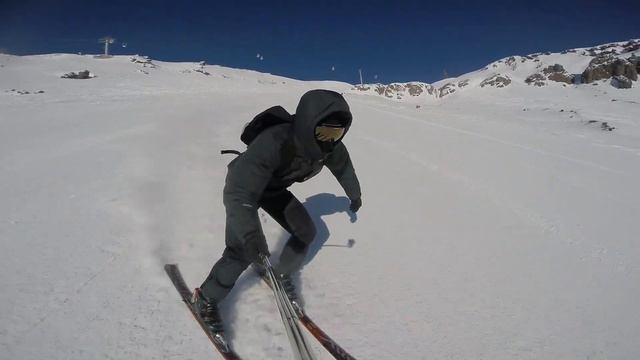 первый спуск на горных лыжах смотреть онлайн