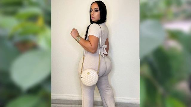 Selene Castle curvy Plus size model fashion | Selene Castle wiki, bio, age, biography смотреть онлайн