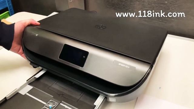 How To Put Paper Into A HP Printer смотреть онлайн