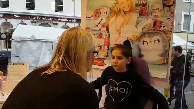 Заре прокалывают уши смотреть онлайн