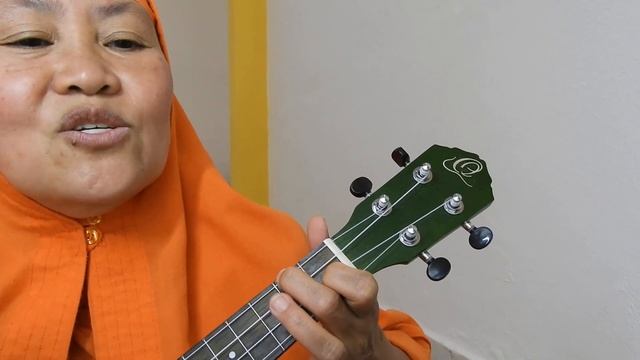 Ukelele Kiirtan Tutorial 002 BABANAM KEVALAM MANTRA смотреть онлайн