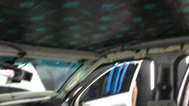 Volkswagen Tiguan дополнительная шумоизоляция SGM, забота о создании акустически комфортных условий смотреть онлайн