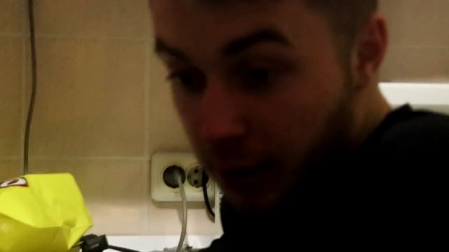 КАК НЕ НУЖНО ВСТРЕЧАТЬ НОВЫЙ ГОД смотреть онлайн