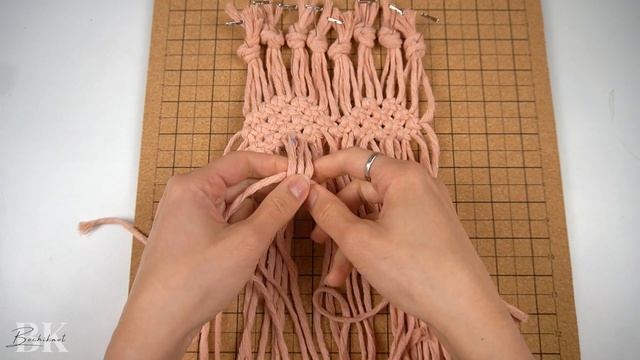 DIY Macrame Heart Coaster (NO-FRINGE TECHNIQUE!) смотреть онлайн