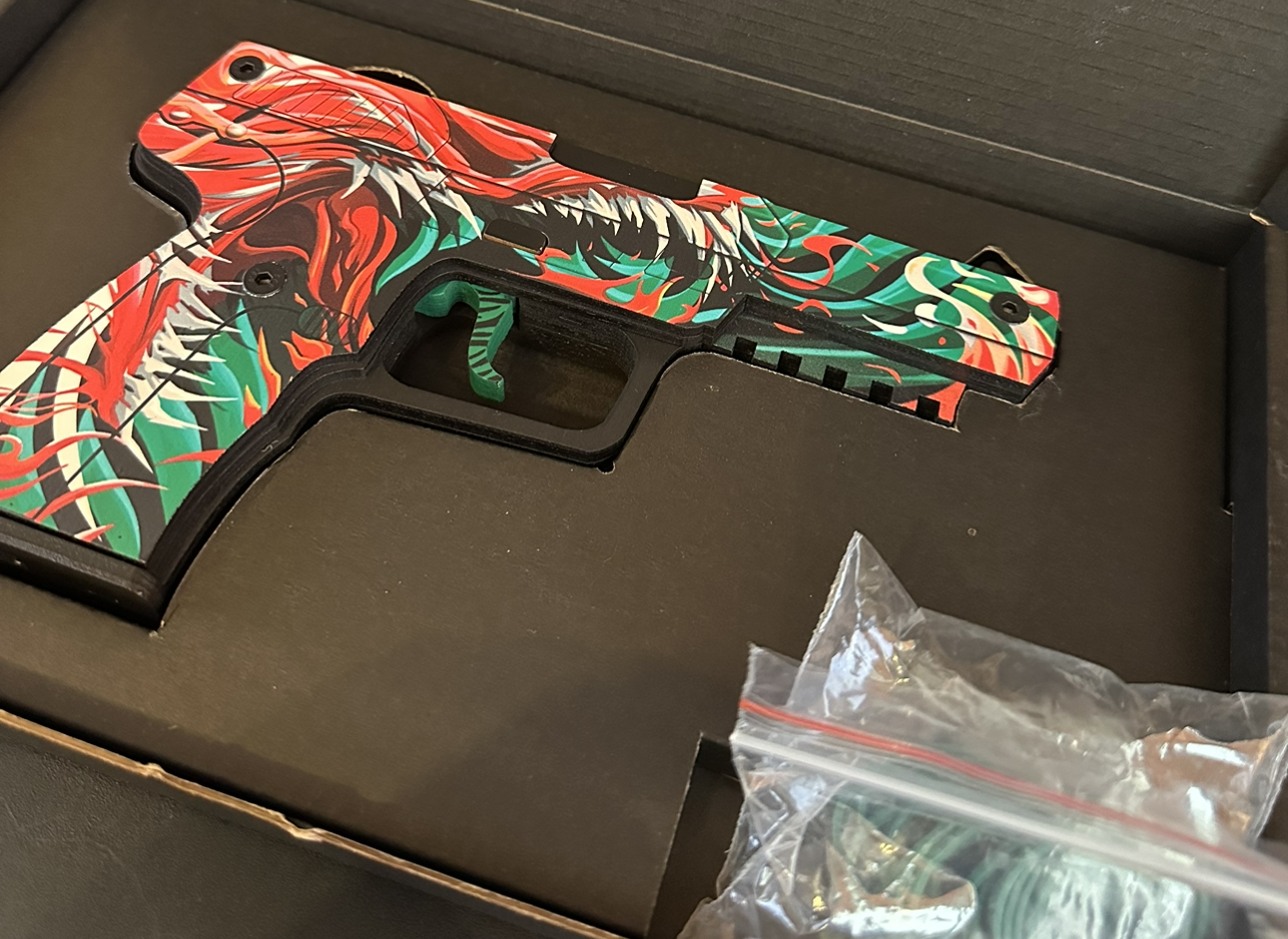 Распаковка VozWooden Five-SeveN 