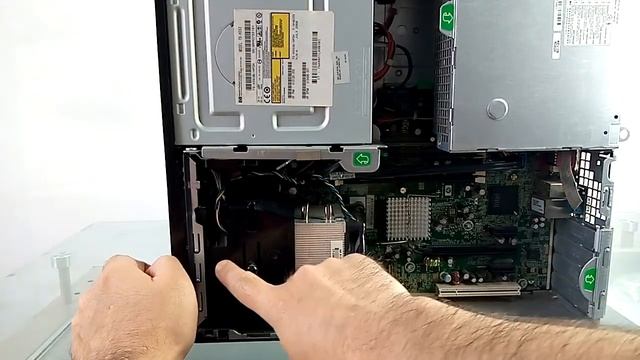 Мини системник Hewlett-Packard Compaq смотреть онлайн