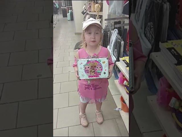 На что ты готова ради куклы LOL??? смотреть онлайн