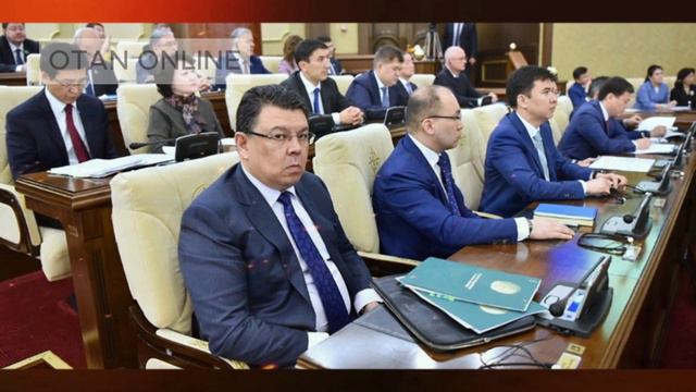 МЫНАНЫ ПРОКУРОР ЕСТІСЕ ШАШЫ ТІК ТҰРАДЫ смотреть онлайн