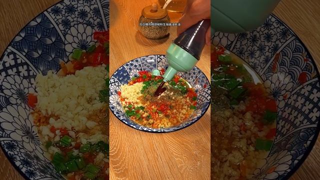 草鱼别红烧或炖汤了，教你新的吃法，鲜嫩入味，非常的好吃