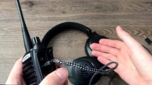 Как подключить любые наушники к рации.