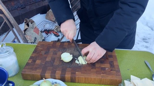 Национальное Казахское Блюдо Бешбармак в Казане на Костре смотреть онлайн