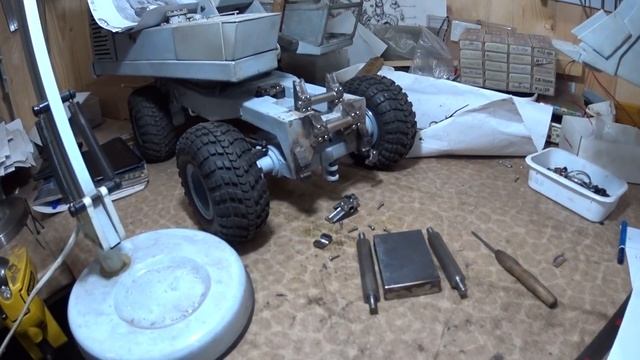 Экскаватор ЭО-4321 Серия 18- Делаем нижний рычаг отвала смотреть онлайн